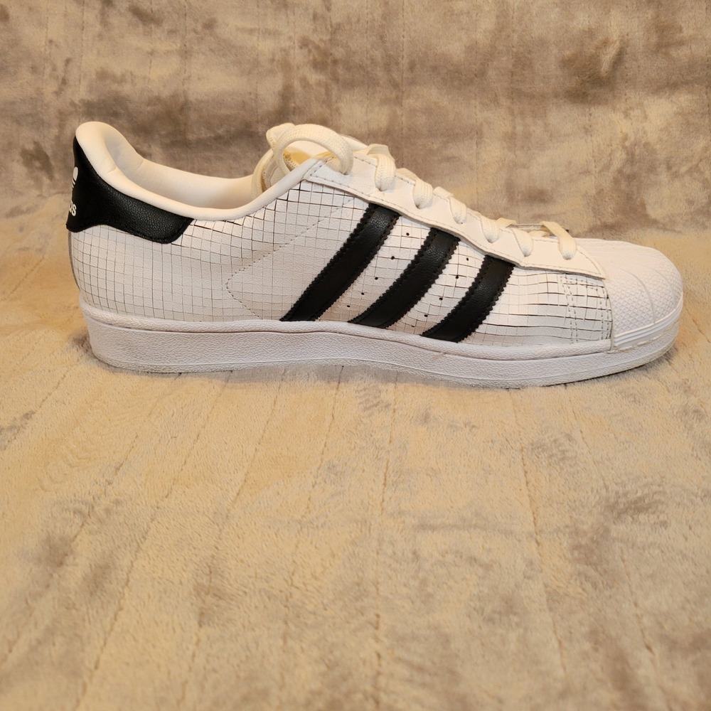 Adidas Superstar Sneakers Mens 9 White Black Crackle Leather Shell Toe AQ8333 - Picture 6 of 12